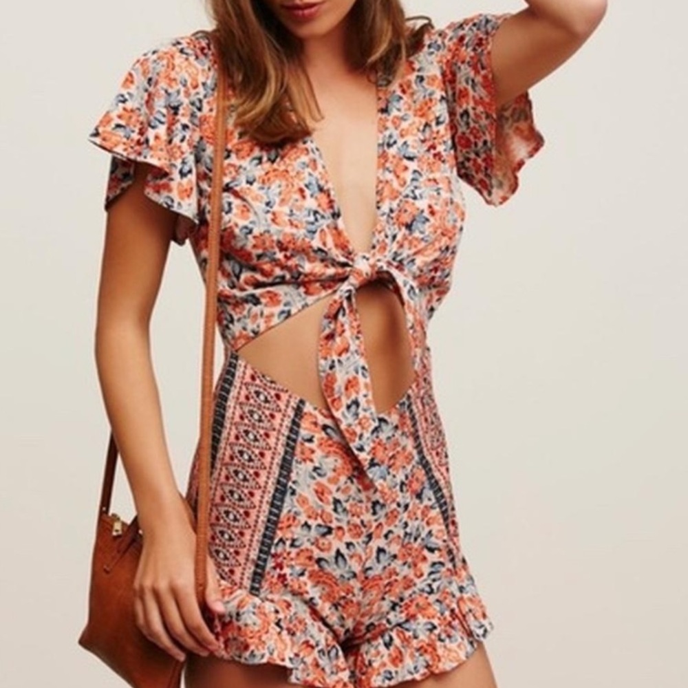FREE PEOPLE SURF DATE FLORAL FRONT TIE ROMPER